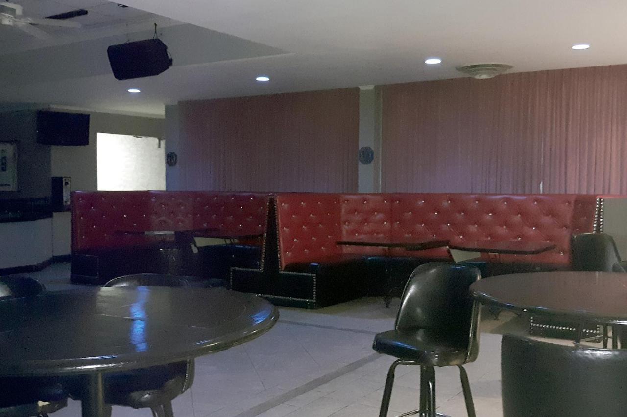 Oyo Hotel O Jackson I-55 North ภายนอก รูปภาพ
