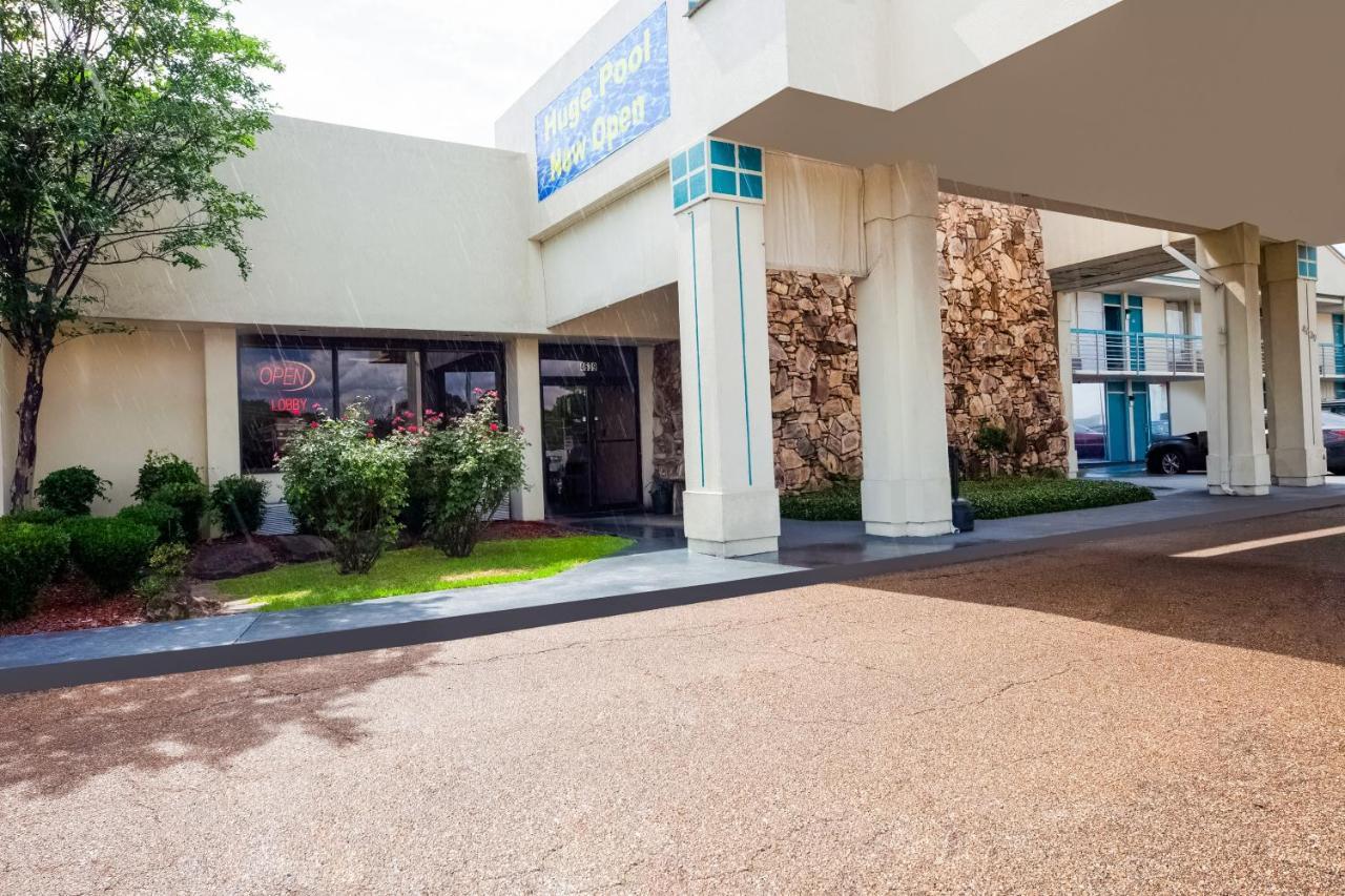 Oyo Hotel O Jackson I-55 North ภายนอก รูปภาพ